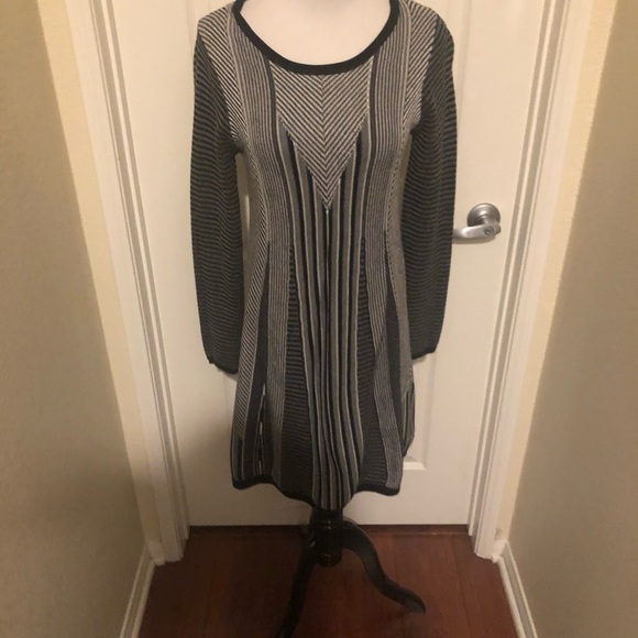 PrAna long sleeve “Whitley” sweater dress - Picture 4 of 12